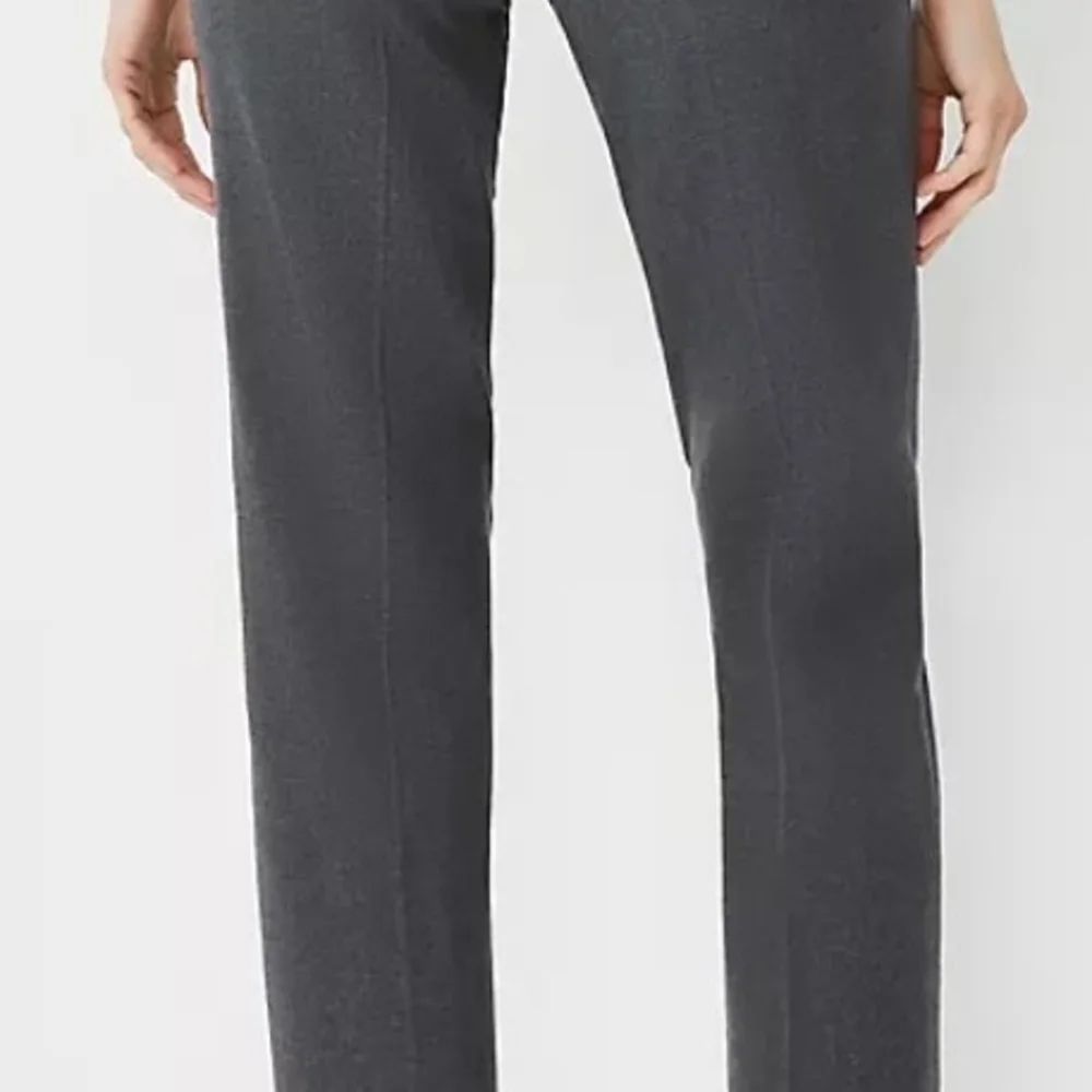 The Notched Two Button Blazer in Seasonless Stretch And StraightPant Anne TAYLOR
